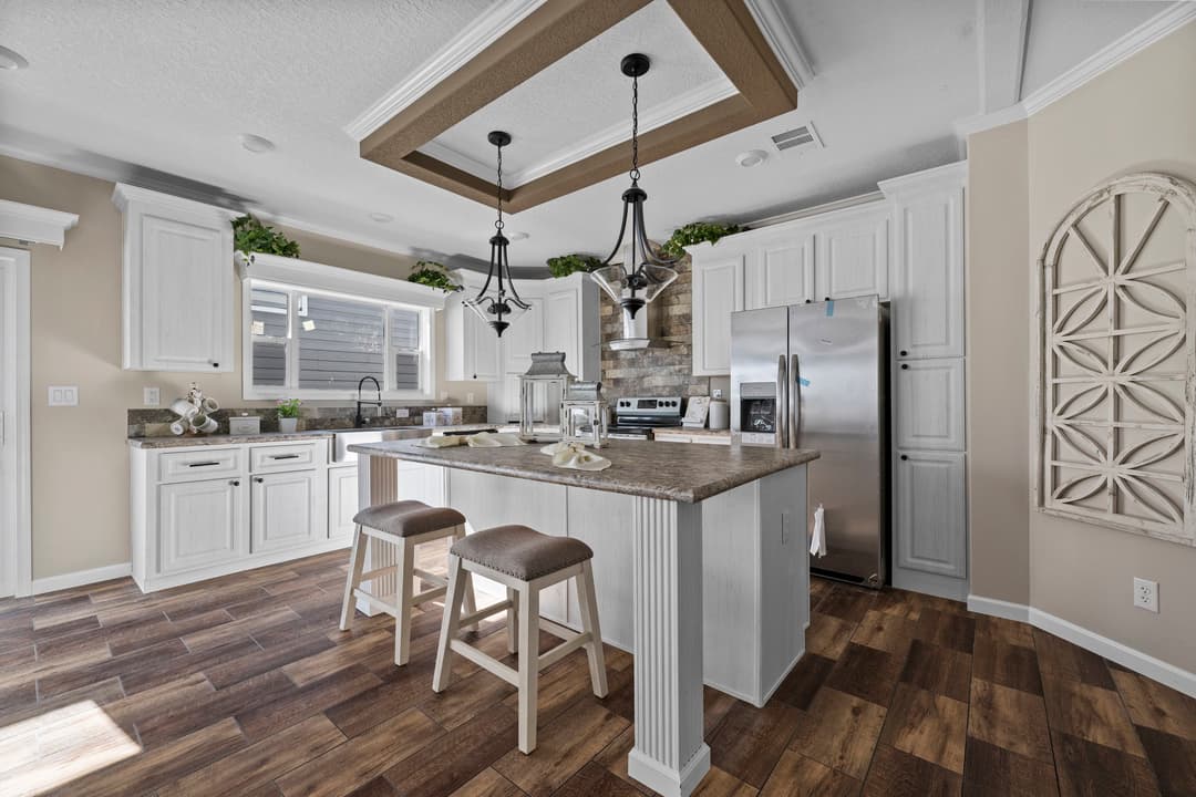 Covington kitchen and hero home features