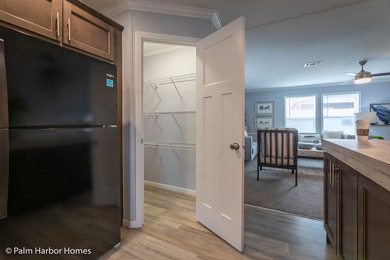 Barbados iii 30643d kitchen home features