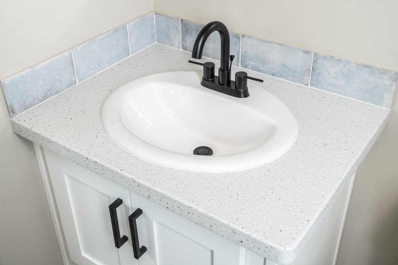 The glacier | 11351g | ansi bathroom home features