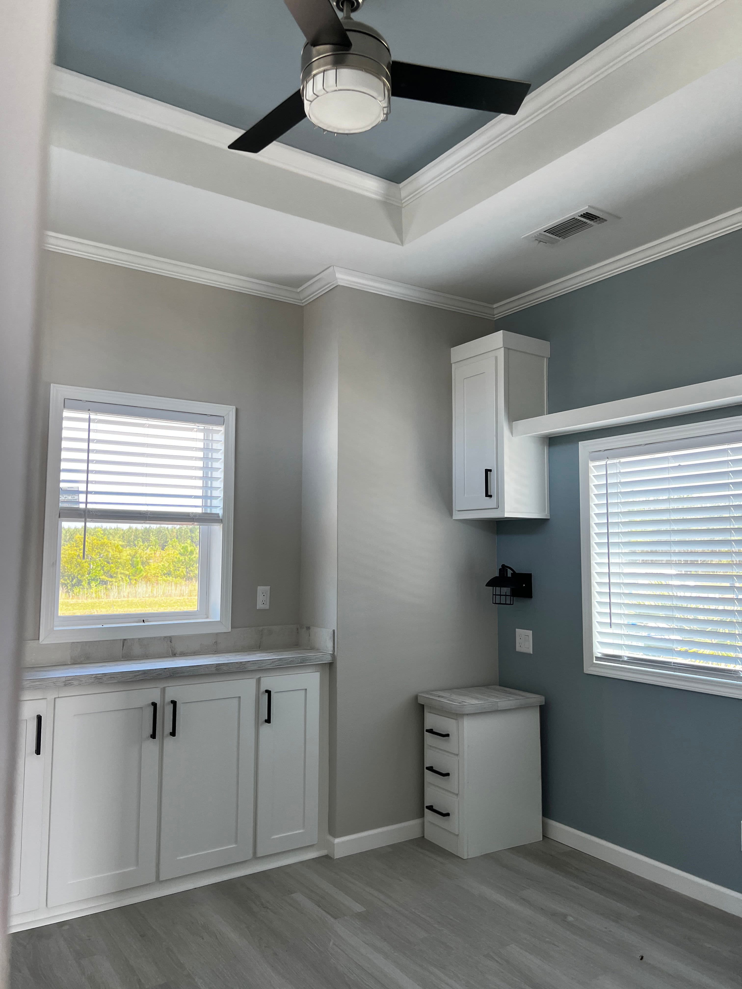 Hawk elite 13381b  home features