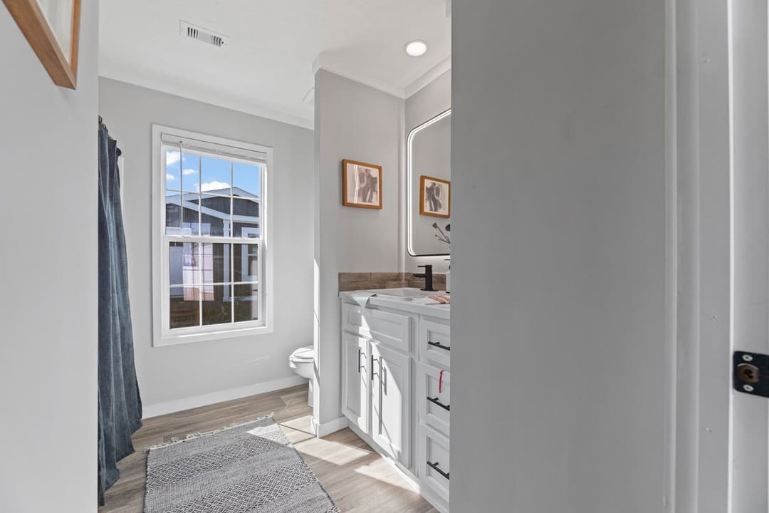 The helix | 16763n | hud bathroom home features