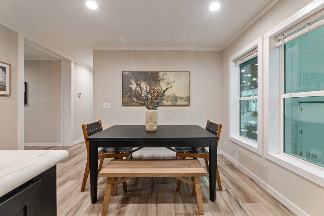 The atmos | 28603n | hud interior home features