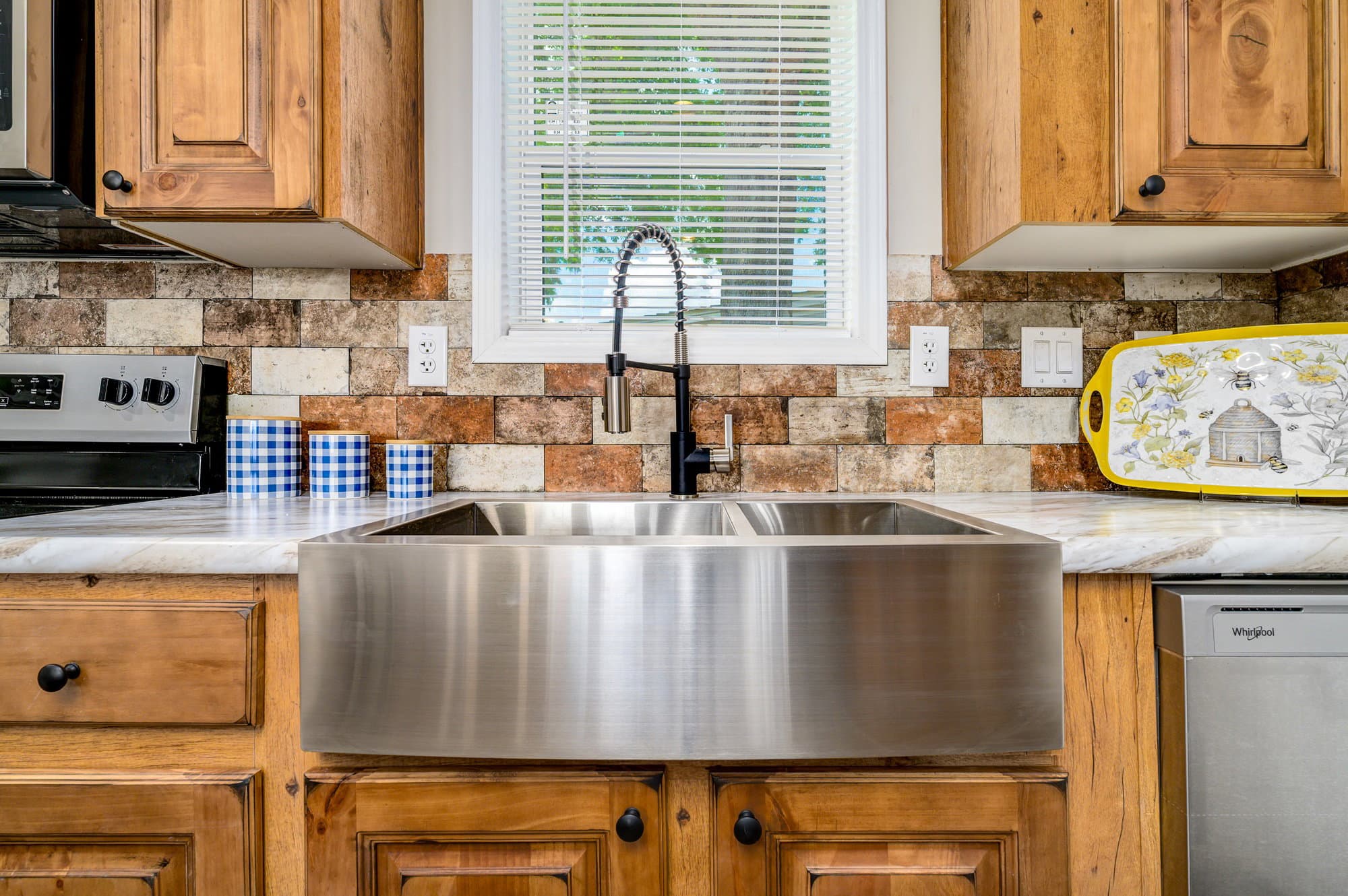 Haven kitchen home features