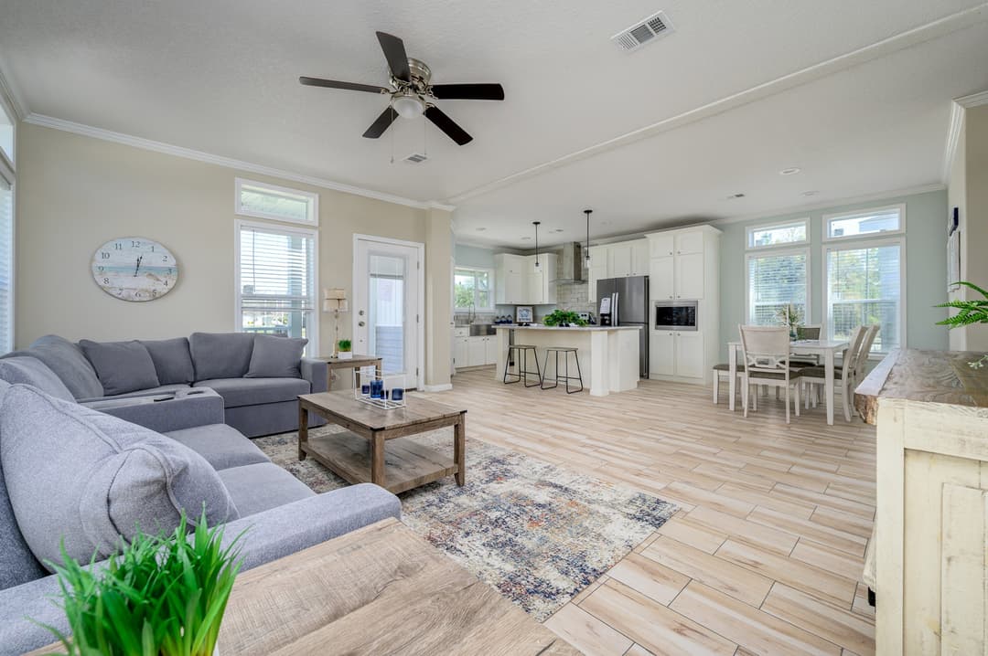 Serenity interior home features