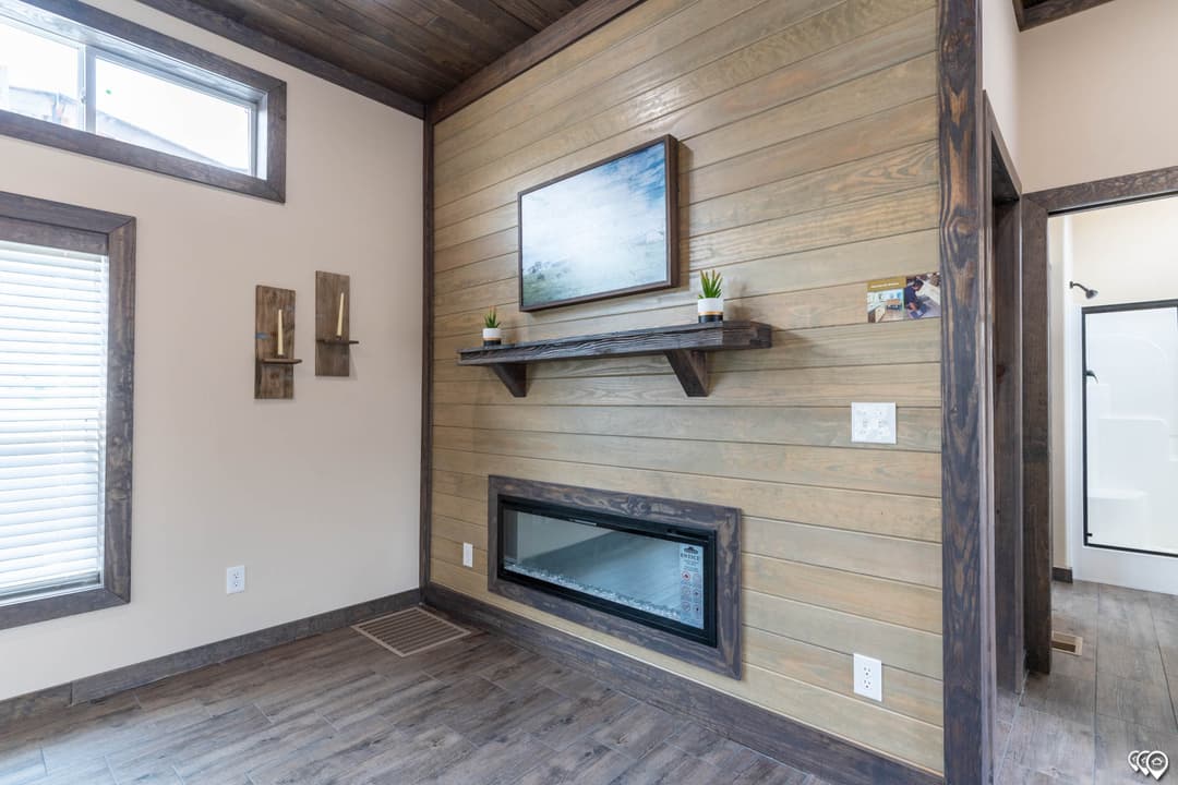 Cozy cabin 1 interior home features