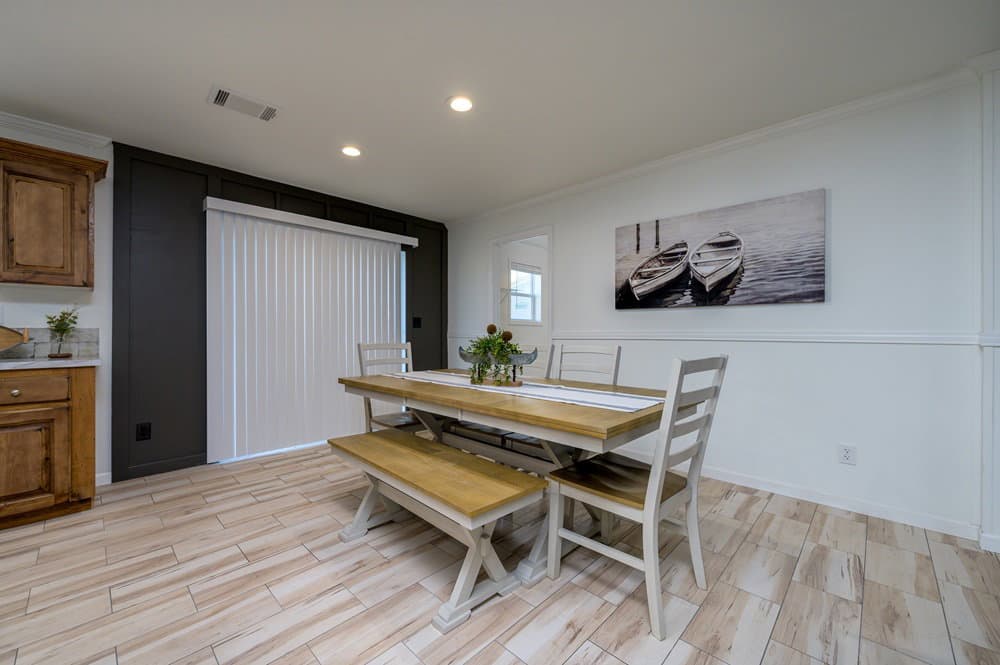 Tortuga interior home features