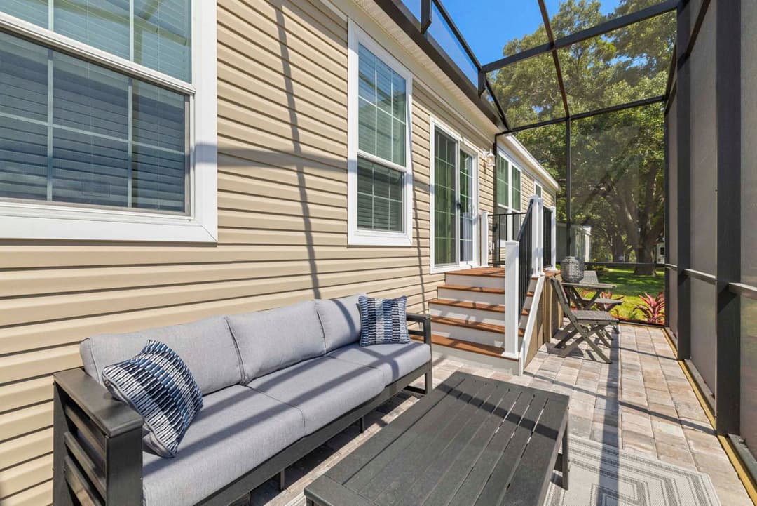 Silver springs 5355 exterior home features