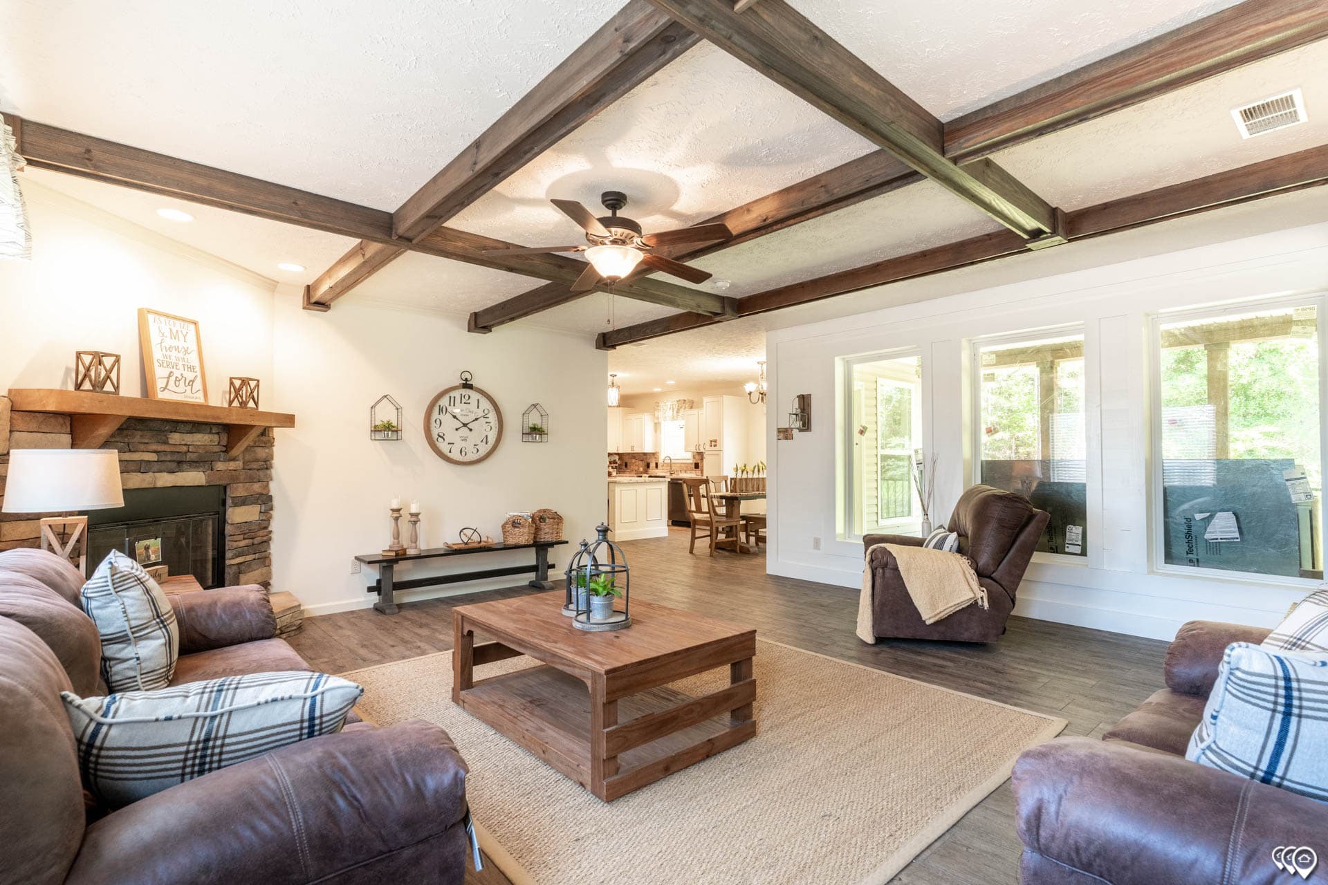 Aimon 4br interior home features