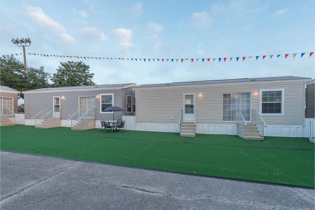 Palm bay 2621b elevation and exterior home features