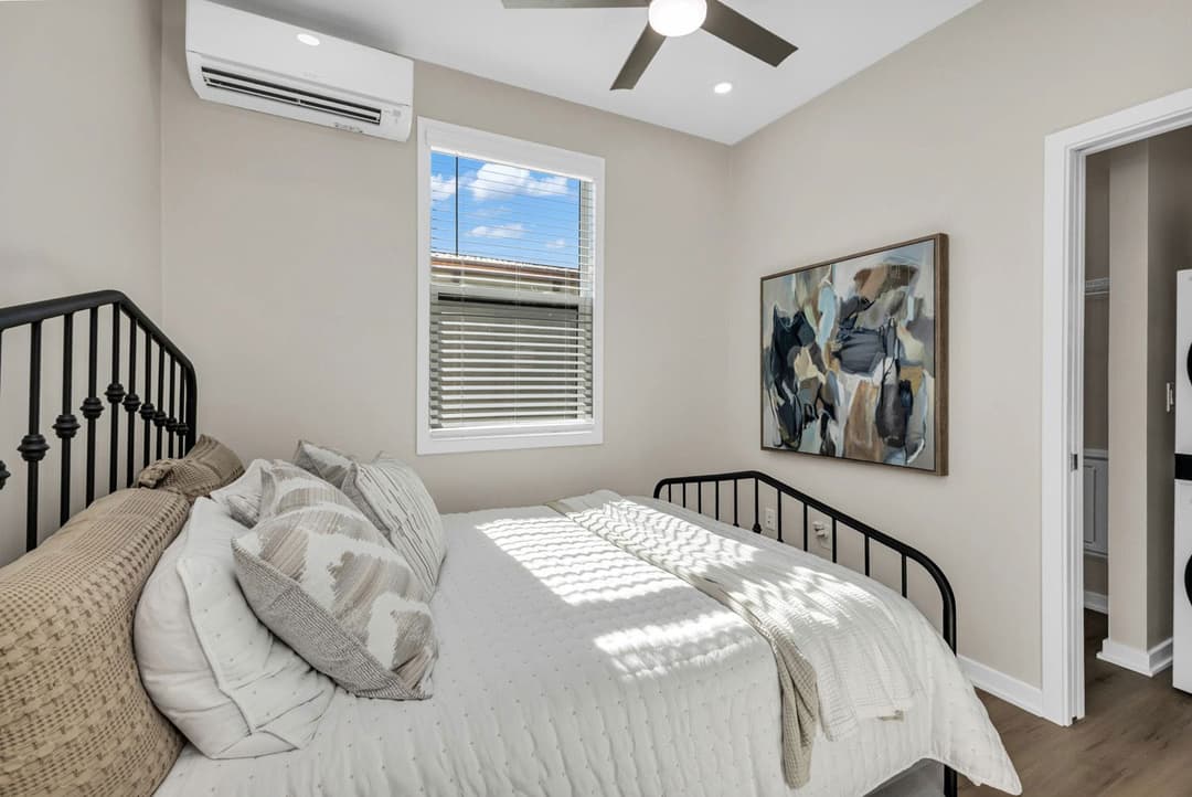 Chateau bedroom home features