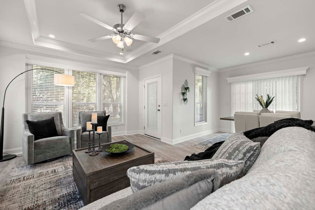 Silver springs 5046 interior home features