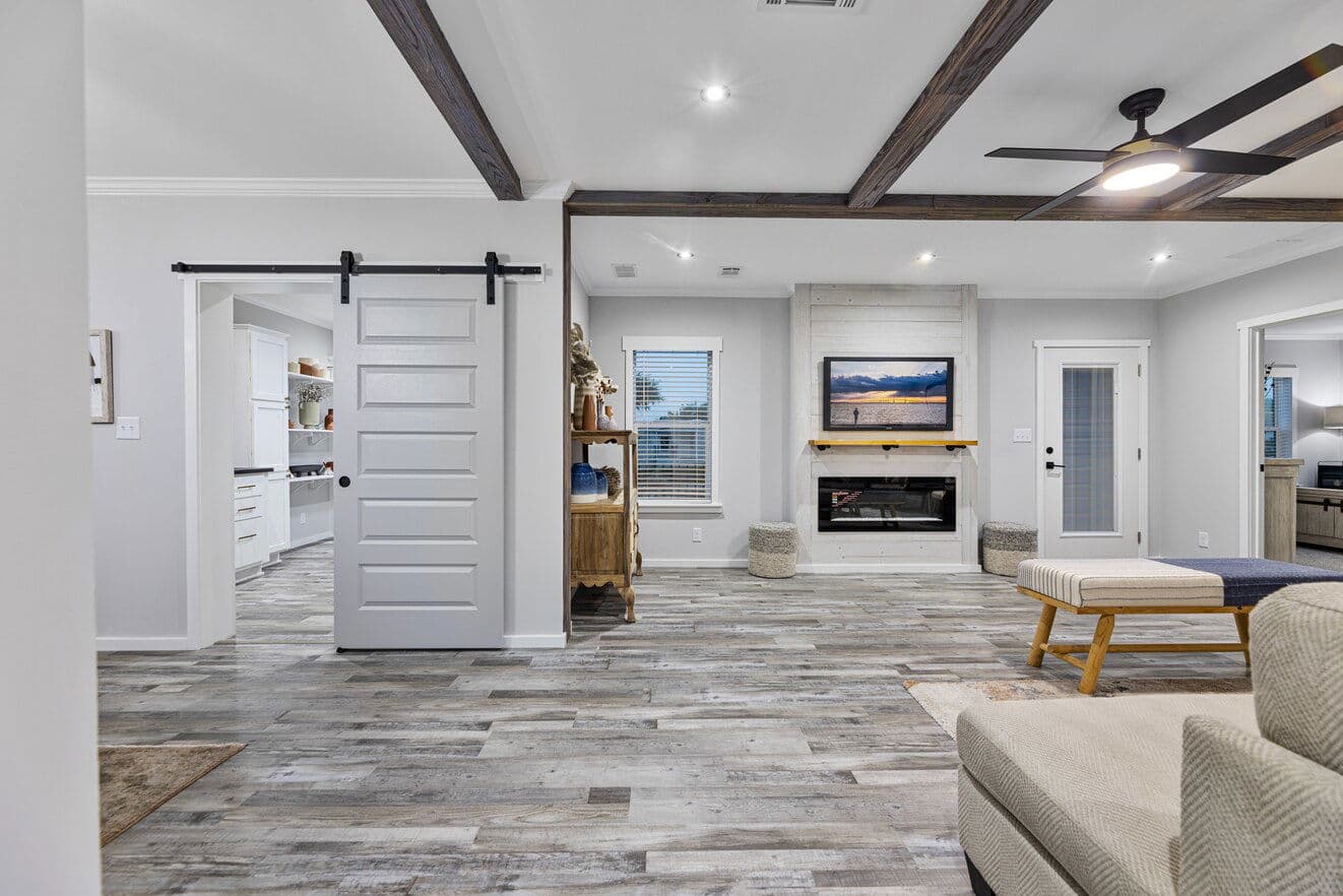 The davan | 28683a | hud interior home features