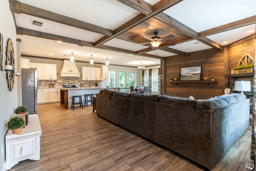 Tahoe harbor interior home features