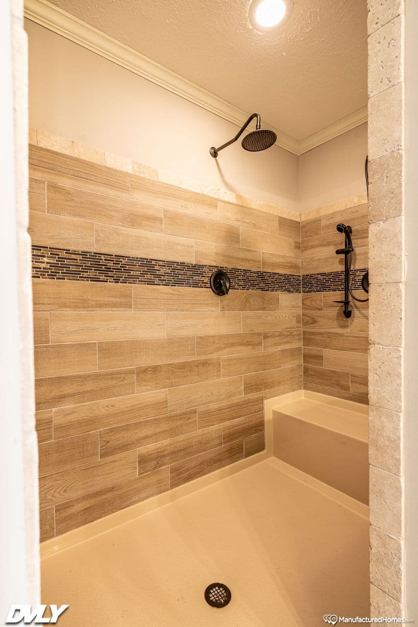 The anais bathroom home features