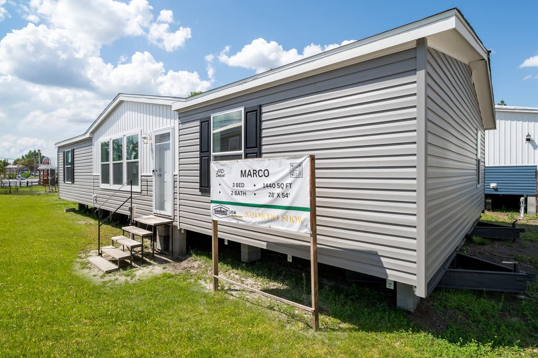 Marco 54 elevation and exterior home features