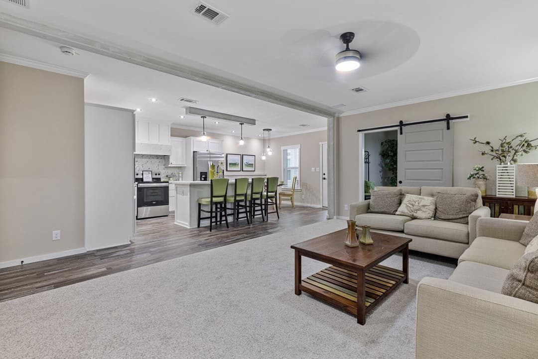 The pierce | 28562a | hud interior home features