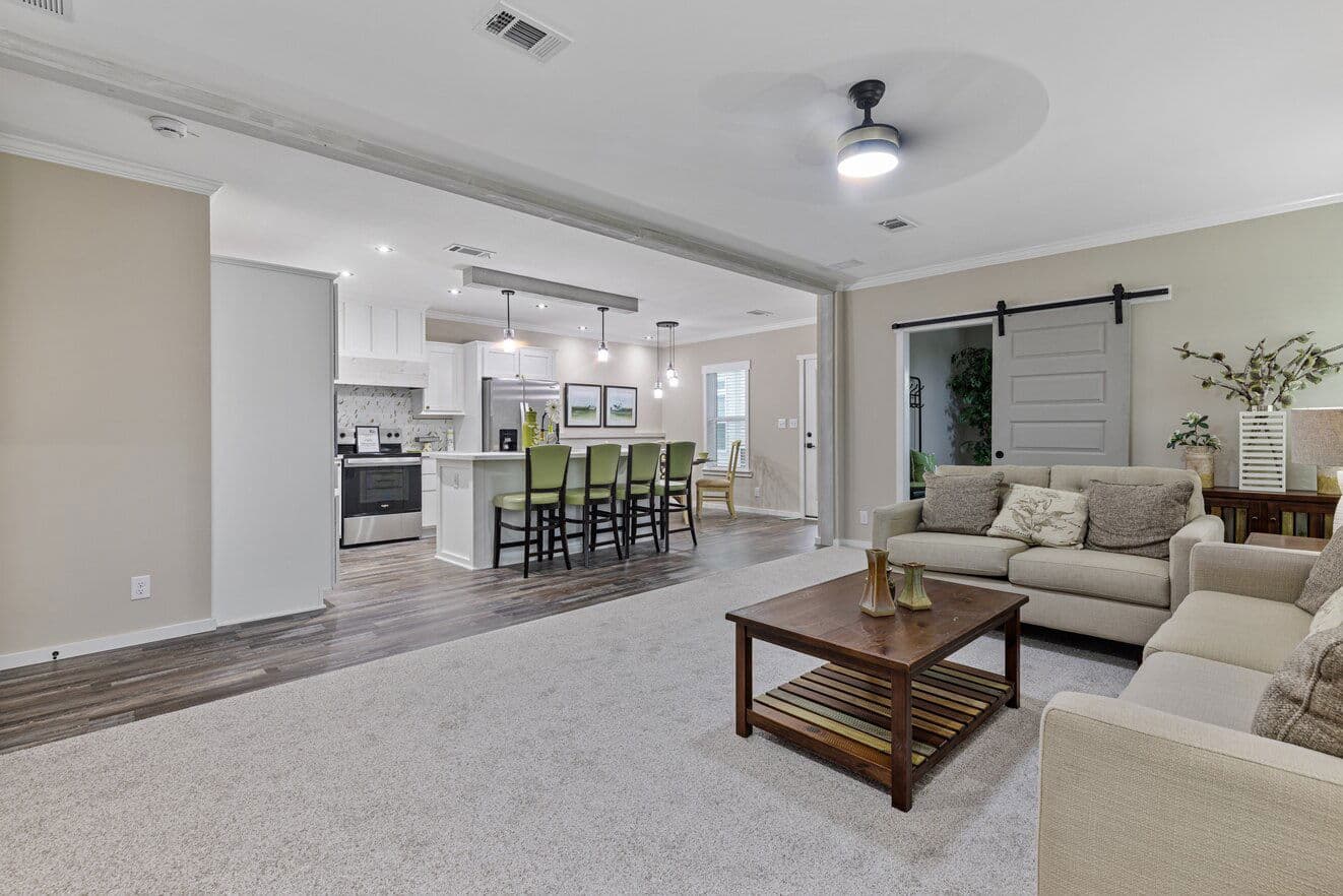 The pierce | 28562a | hud interior home features