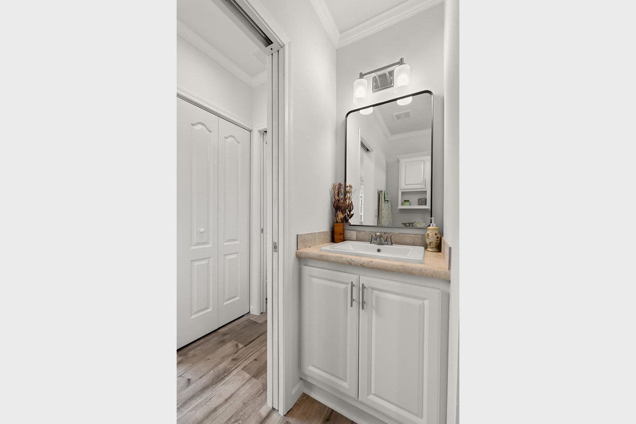 Palm bay 2622c bathroom home features