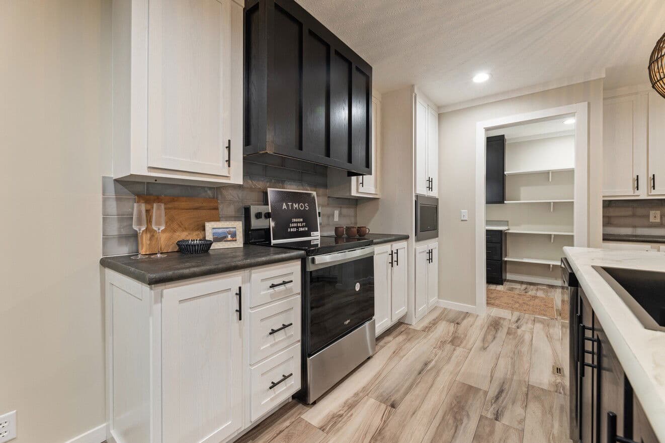 The atmos | 28603n | hud kitchen home features