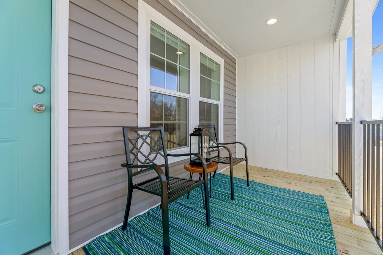 Cumberland duplex exterior home features