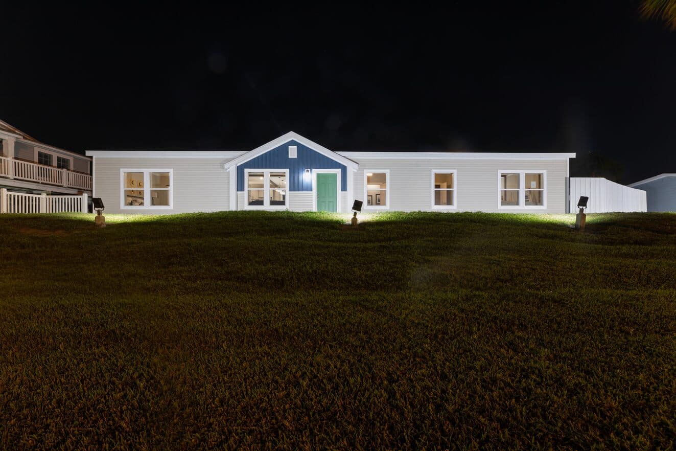 Buncic 28684b elevation and exterior home features