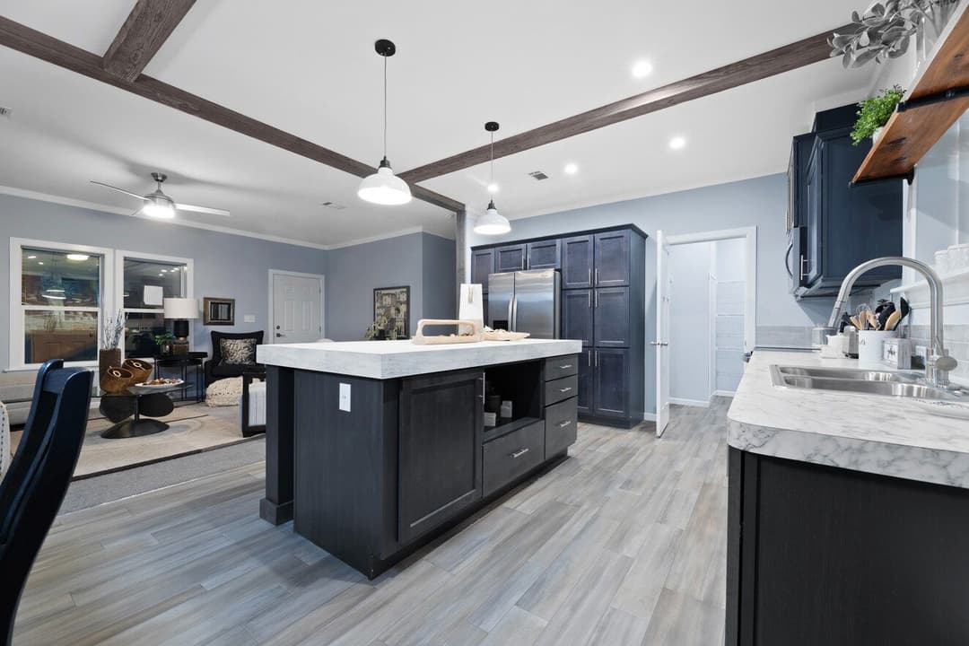 Finley 28684a kitchen home features