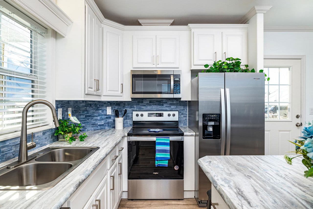 Palm bay 2641b kitchen home features