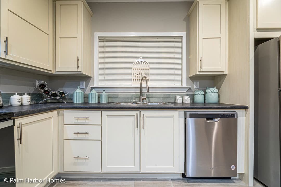 Summer breeze iv 28522d kitchen home features