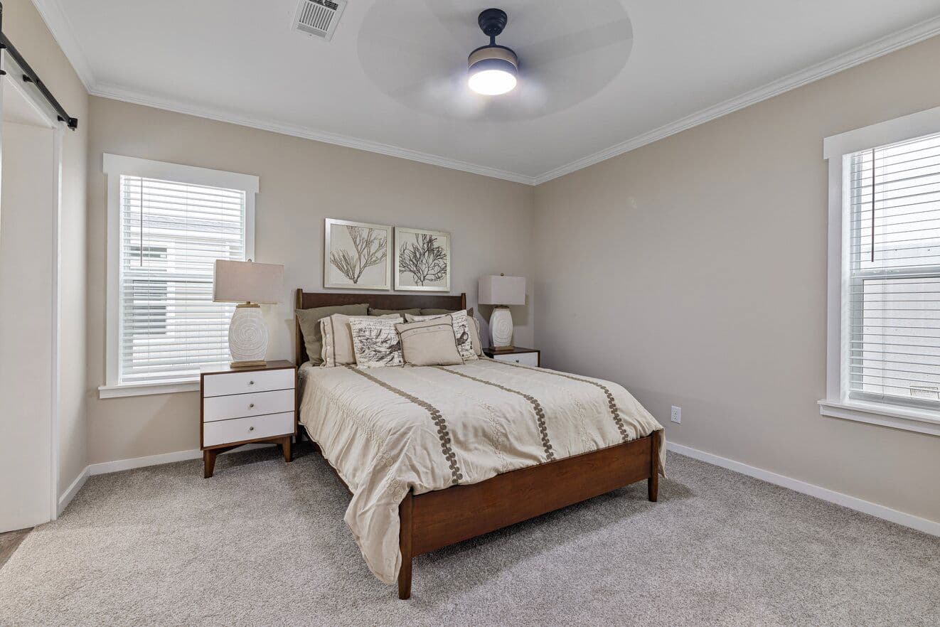 The pierce | 28562a | hud bedroom home features