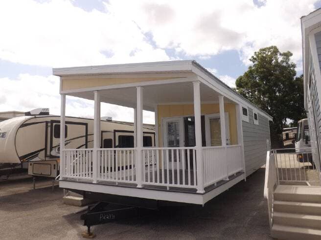 Eagle 15461a exterior home features