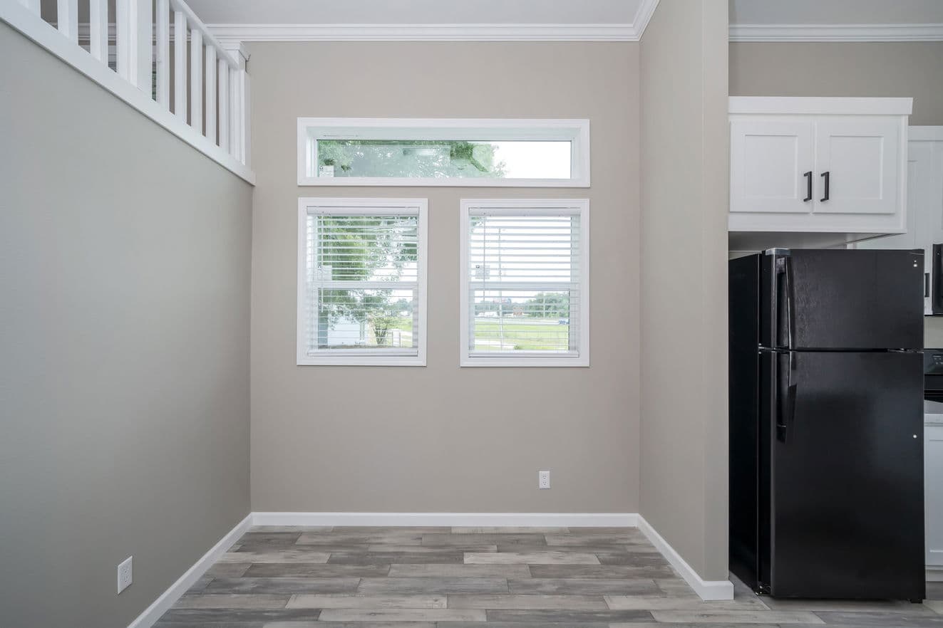 The glacier | 11351g | ansi interior home features