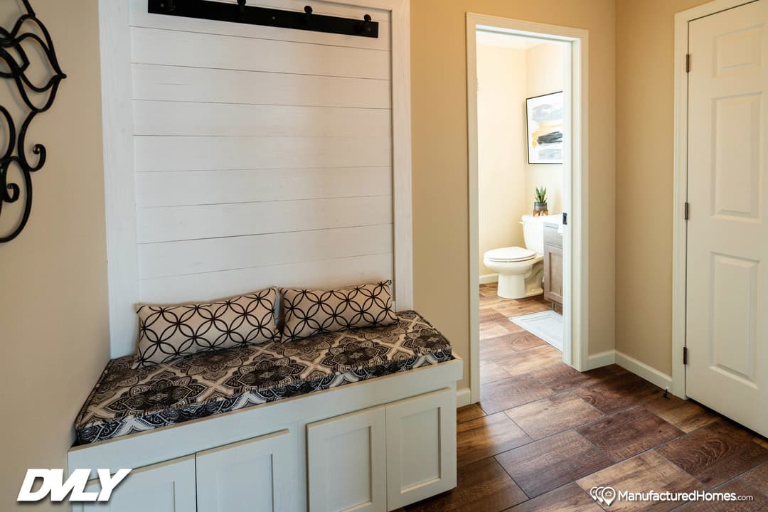 The adriel corner ½ rock fireplace interior home features