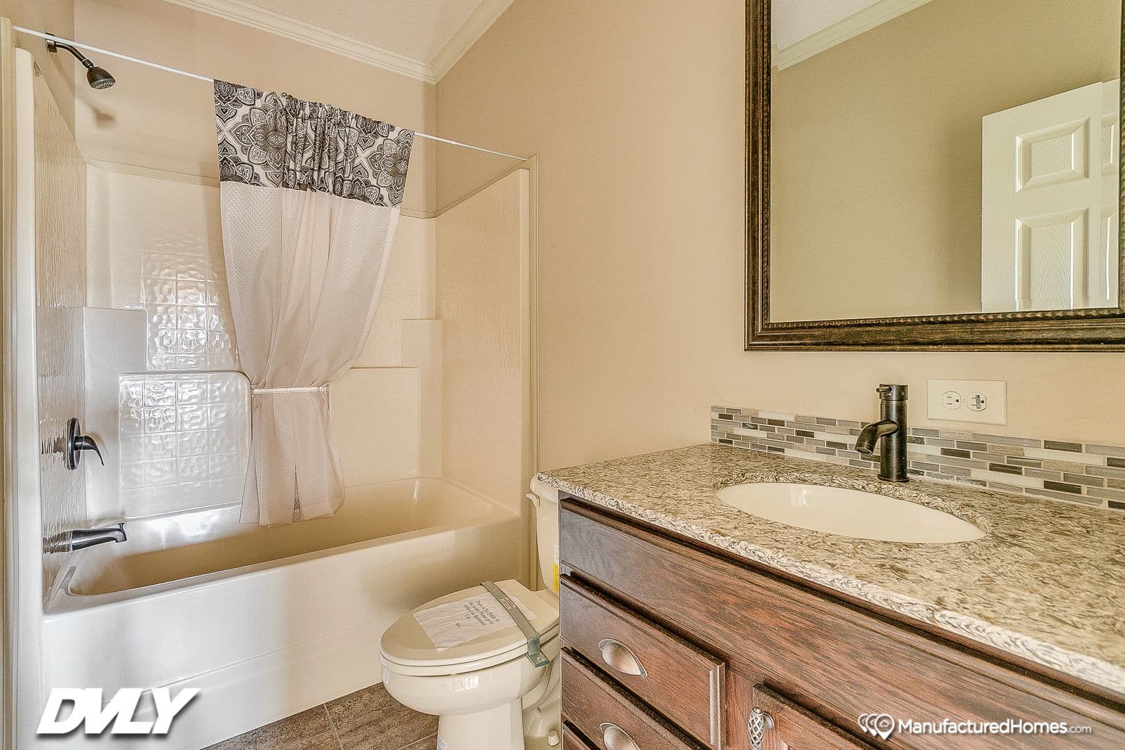 Charis house bathroom home features