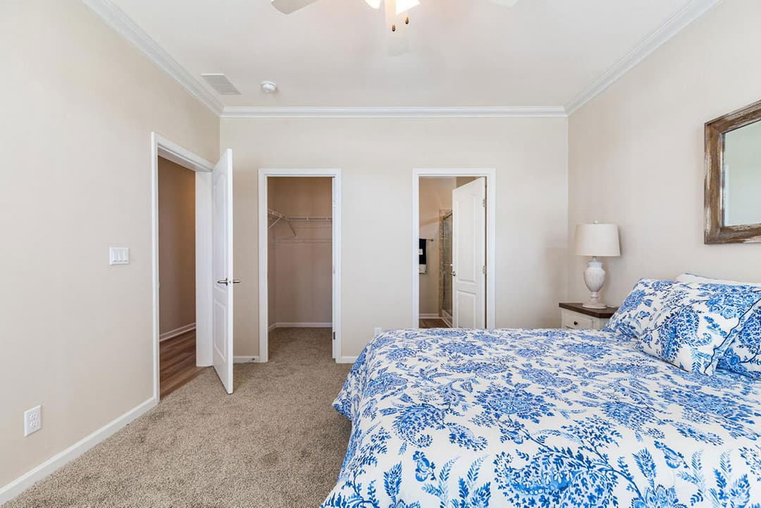 Silver springs 5035 bedroom home features