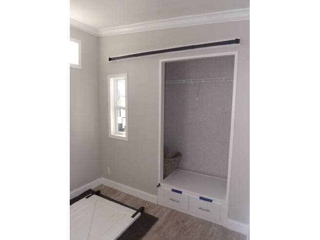 Eagle 15461a interior and bedroom home features