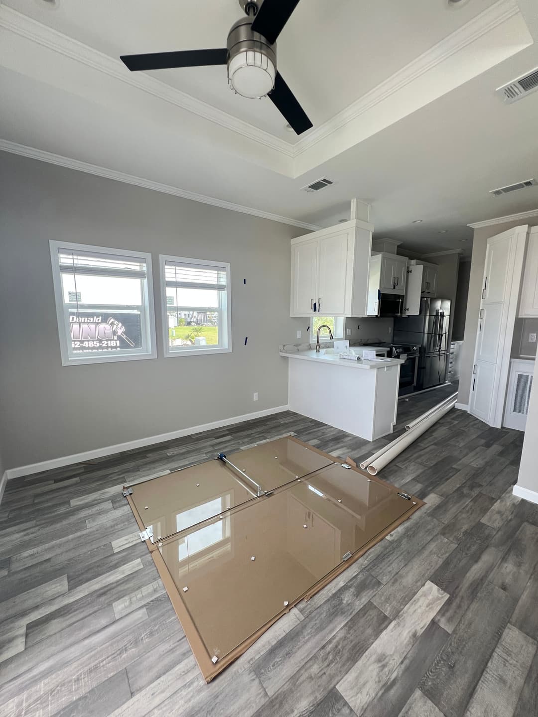 Hawk elite 13381d interior home features