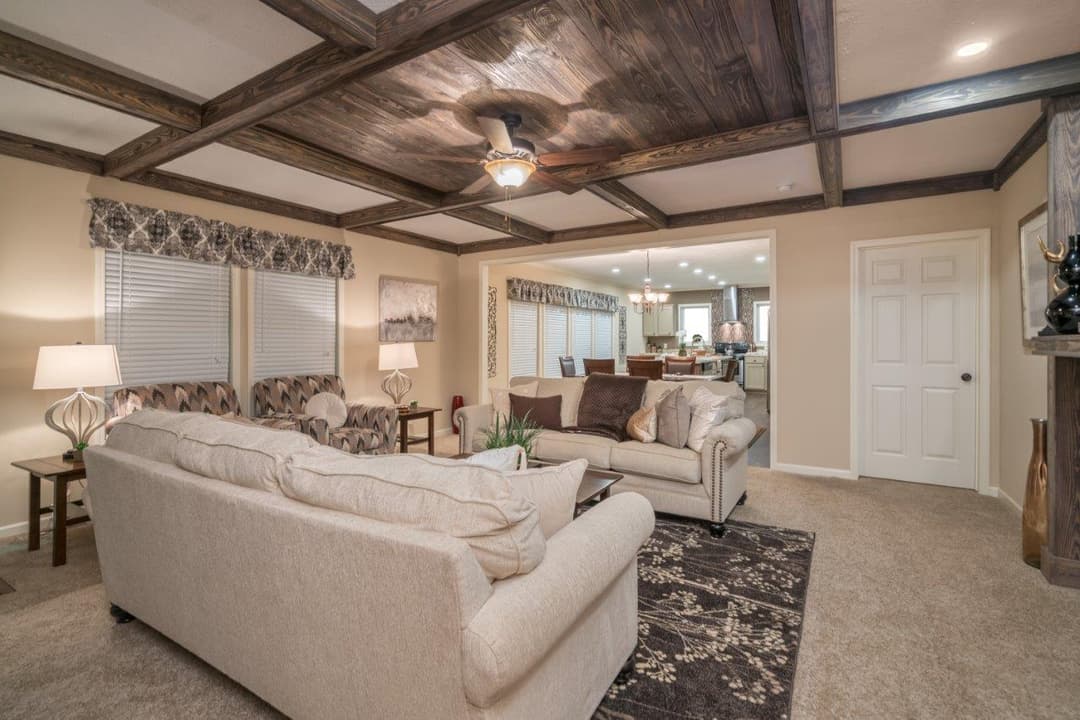 Ahaveh interior home features