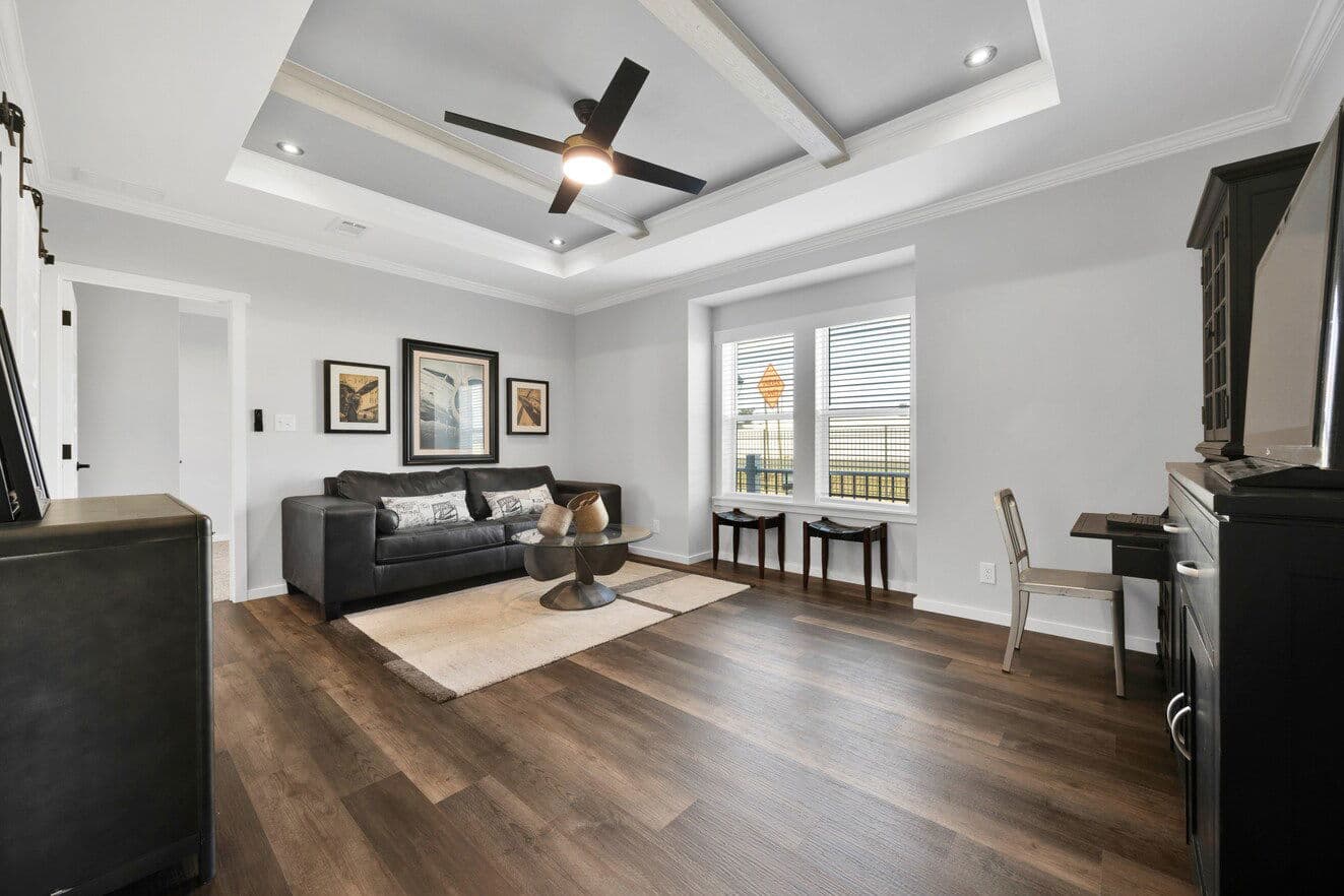 The draper | 40764a | hud interior home features