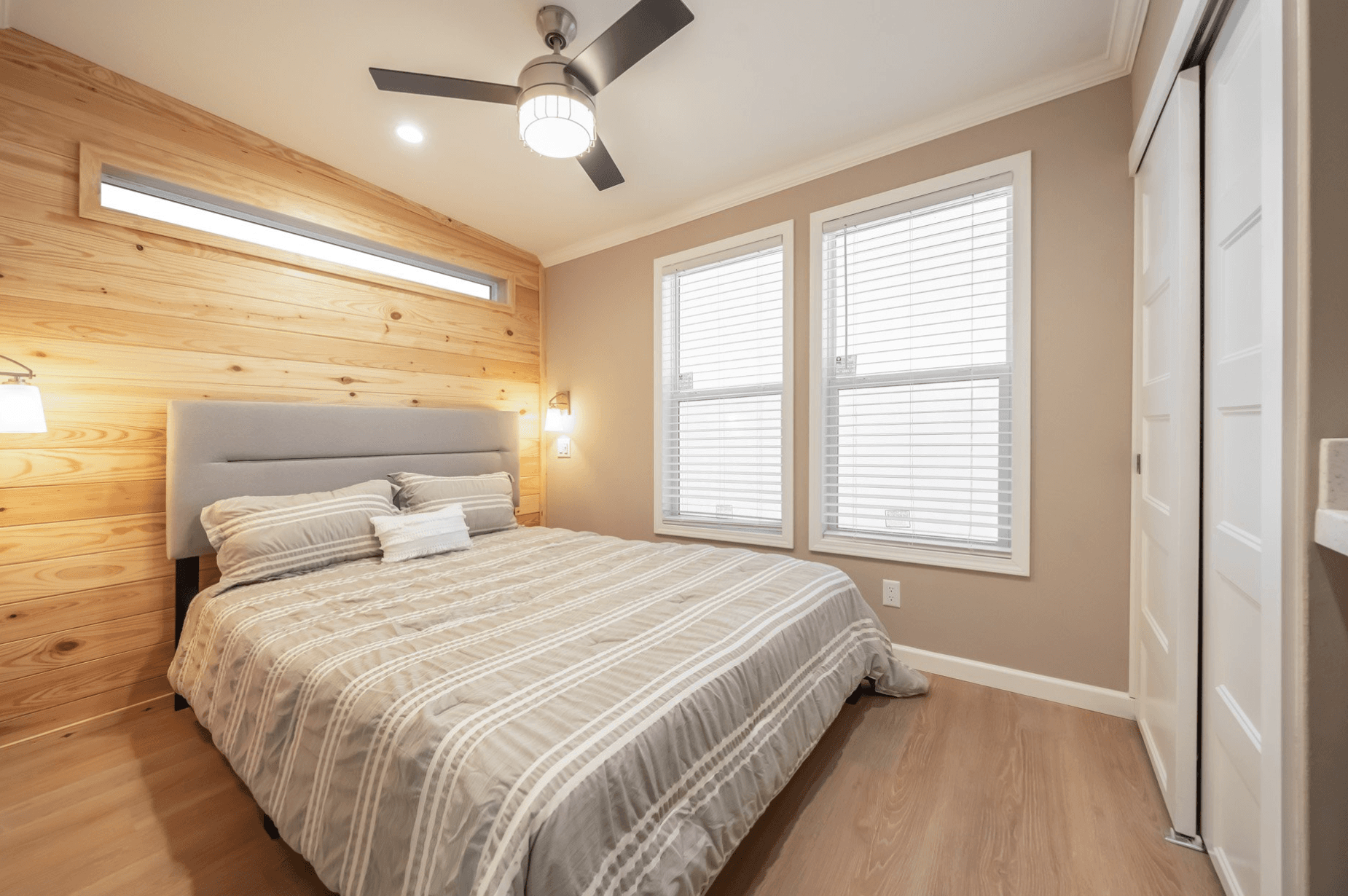 Wedge bedroom home features