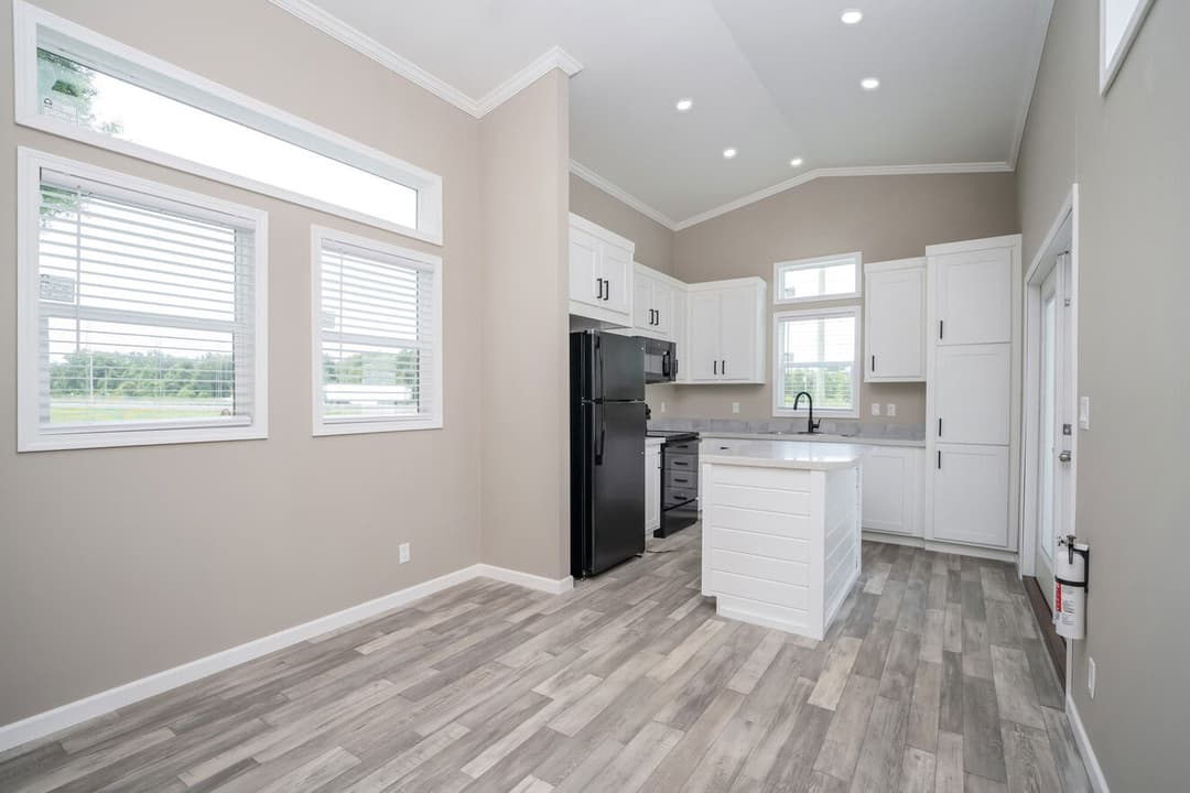 The glacier | 11351g | ansi interior home features