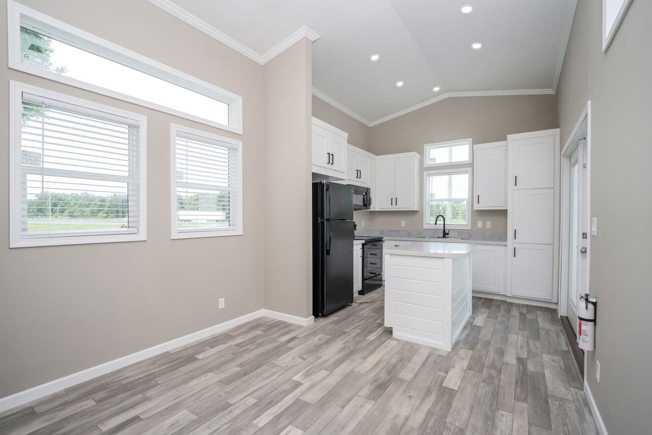 The glacier | 11351g | ansi interior home features