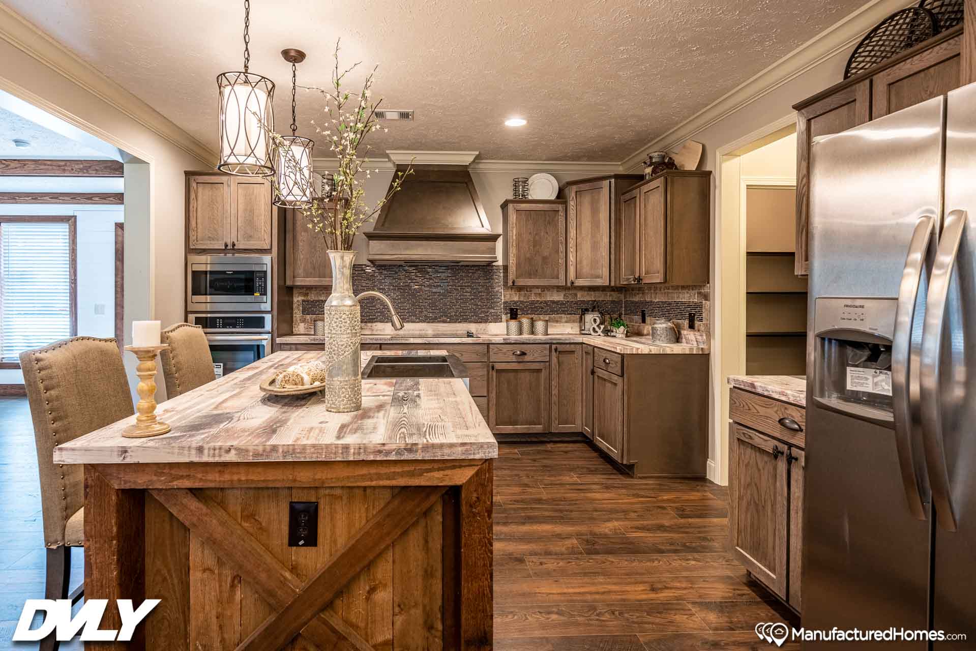 The anais kitchen home features