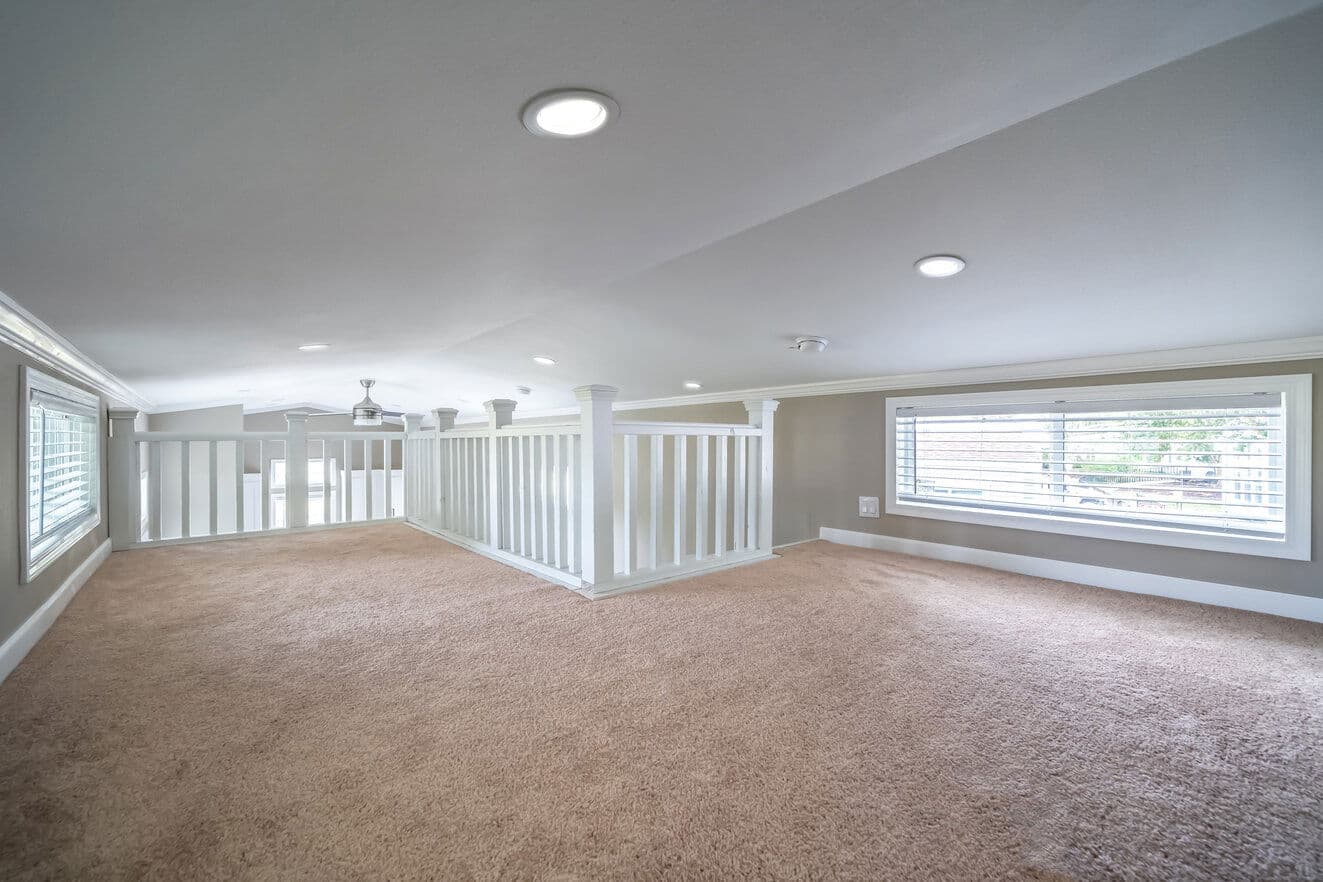 The glacier | 11351g | ansi interior home features