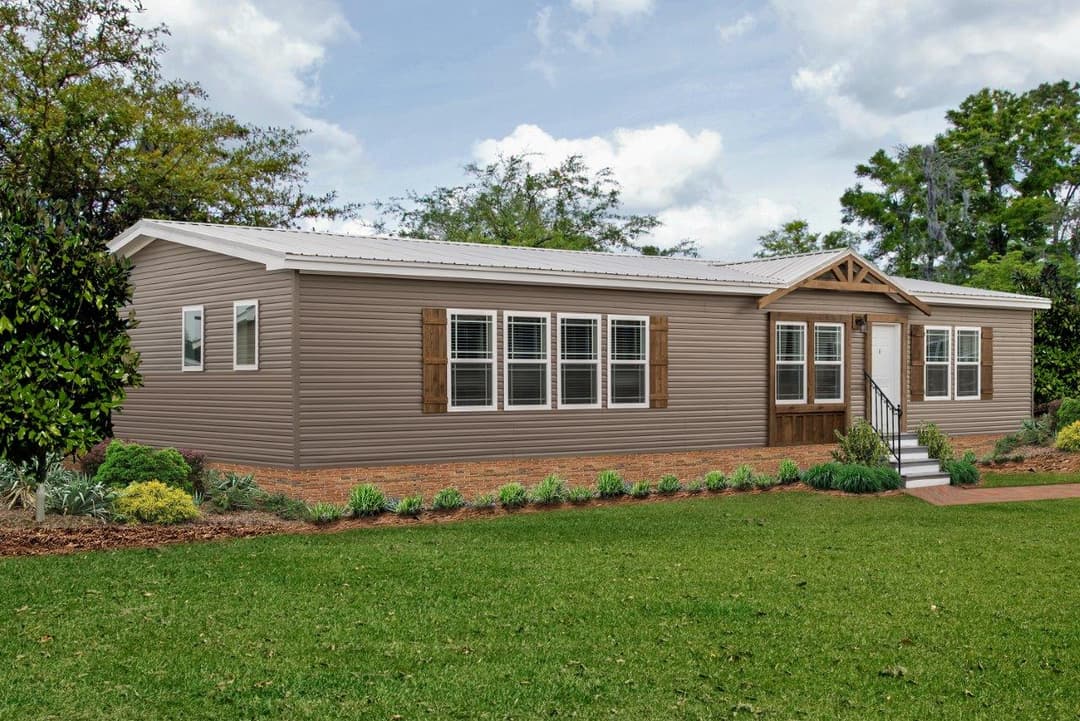 Ahaveh elevation and exterior home features