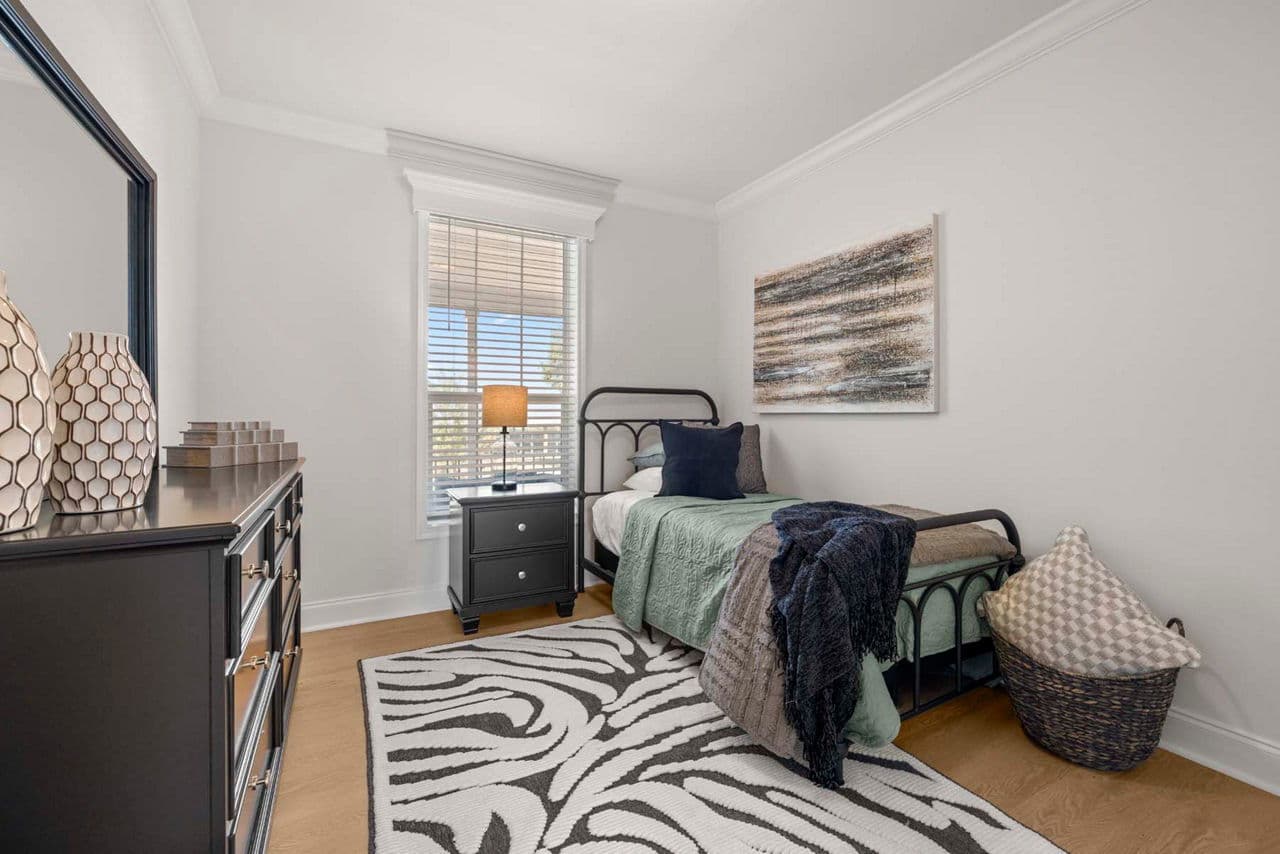 Silver springs 5355 bedroom home features