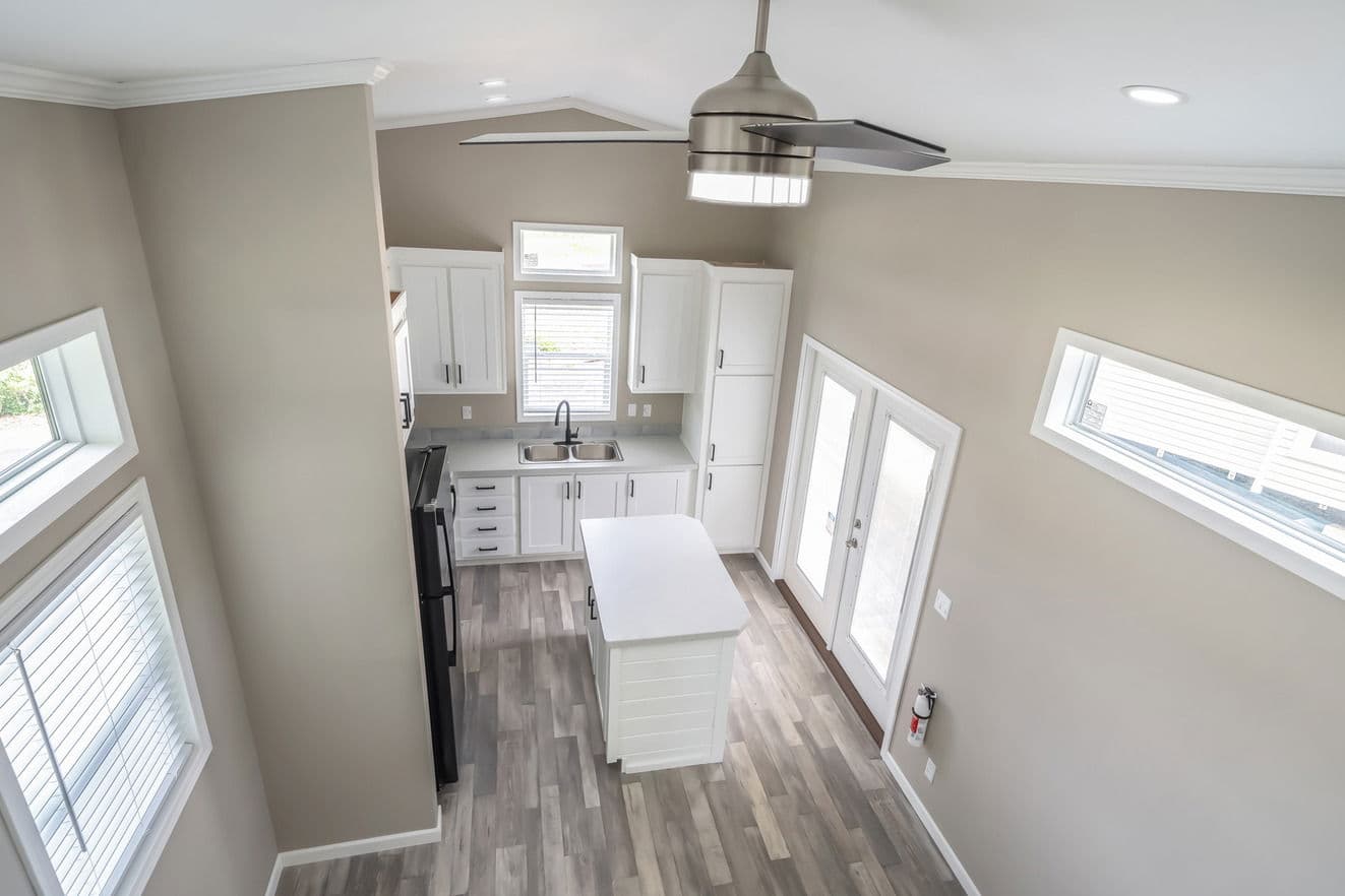 The glacier | 11351g | ansi interior home features