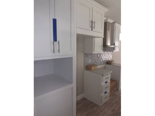 Eagle 15461a interior and kitchen home features