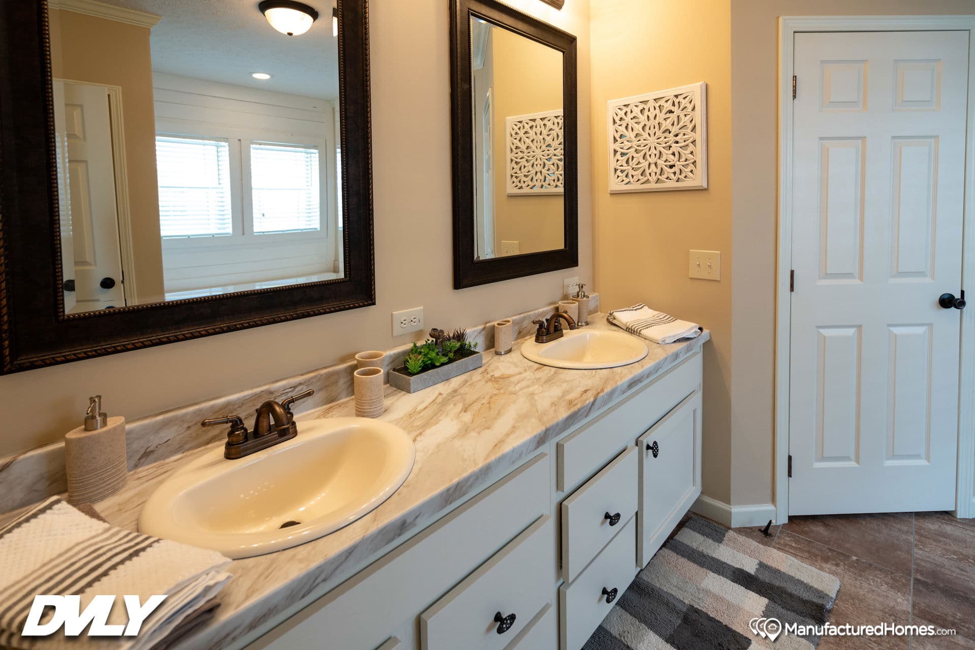 The adriel corner ½ rock fireplace bathroom home features