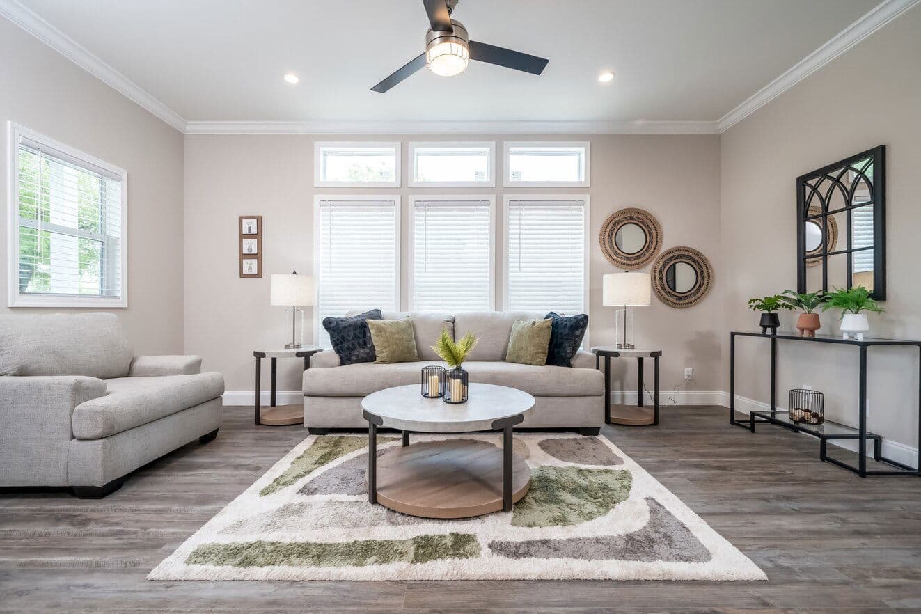 The chariot | 24442a | hud interior home features