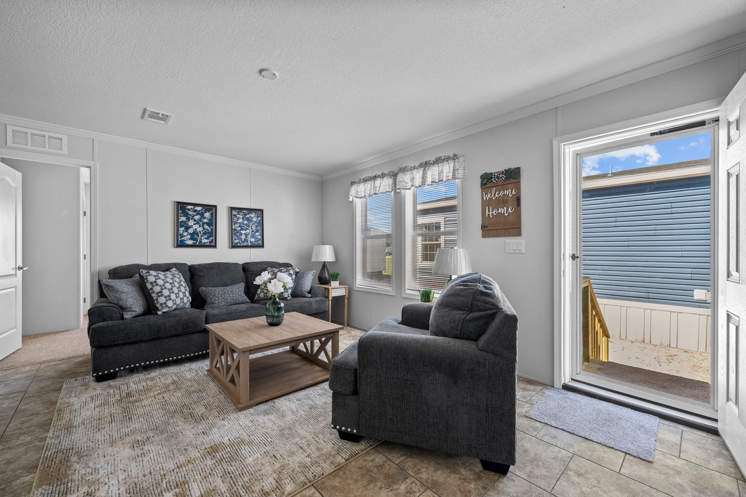 Sanibel interior home features